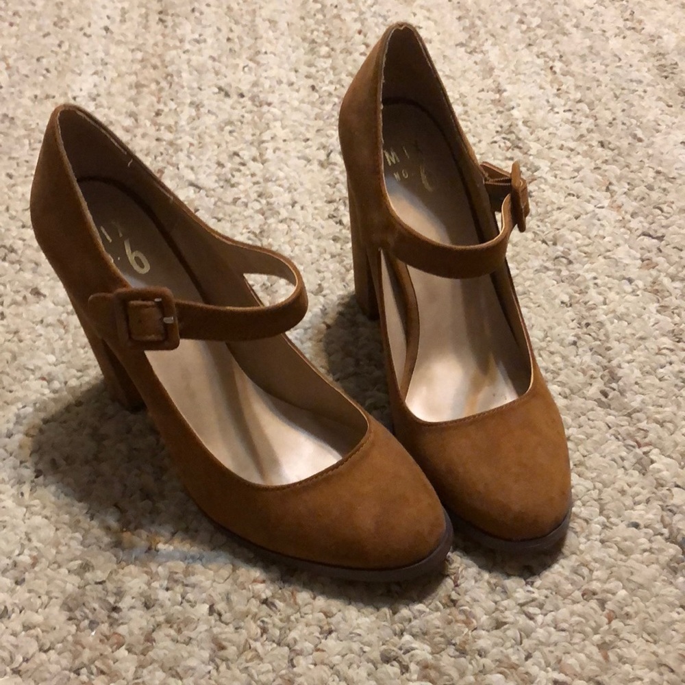 Mix No. 6 suede pumps